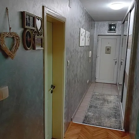 Apartment Dimitra Stan Na Dan *