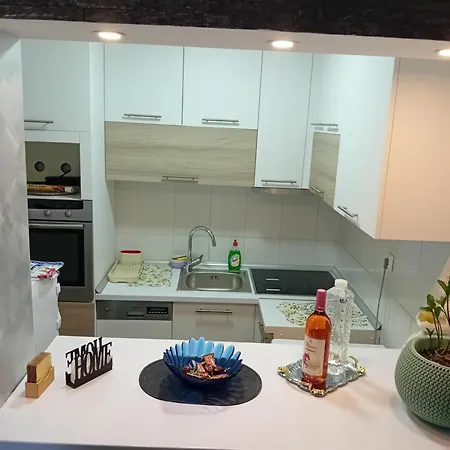 Dimitra Stan Na Dan Daire