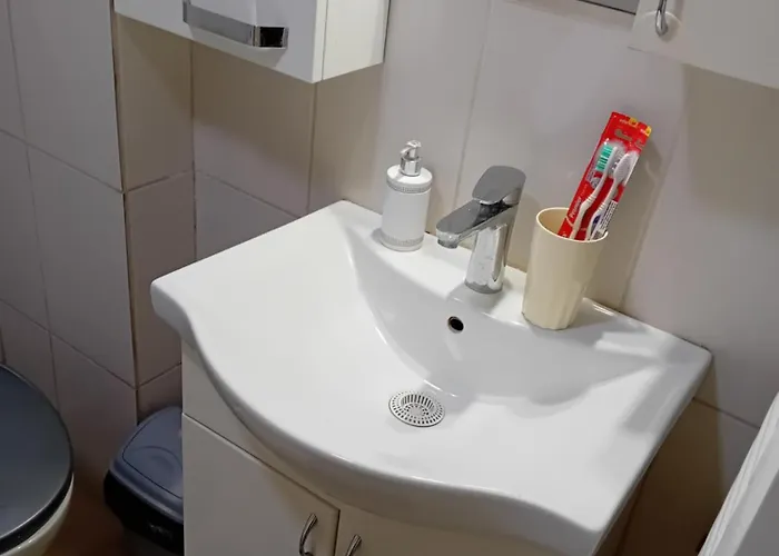 Dimitra Stan Na Dan Σάμπατς